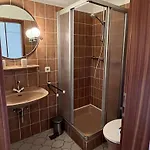Jadewind, Humenser 8a Apartment