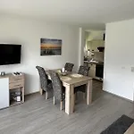 Jadewind, Humenser 8a Apartment