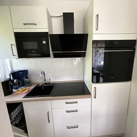 Jadewind, Humenser 8a Apartment